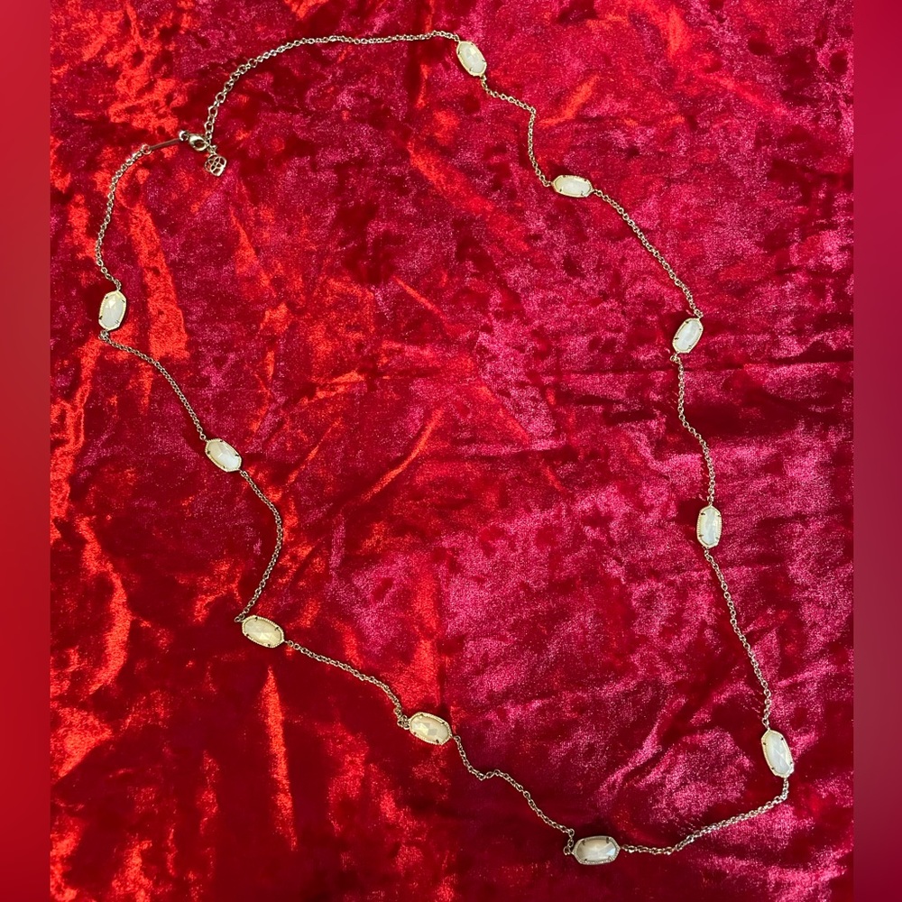 Kendra Scott Necklace Ivory with Gold Trim